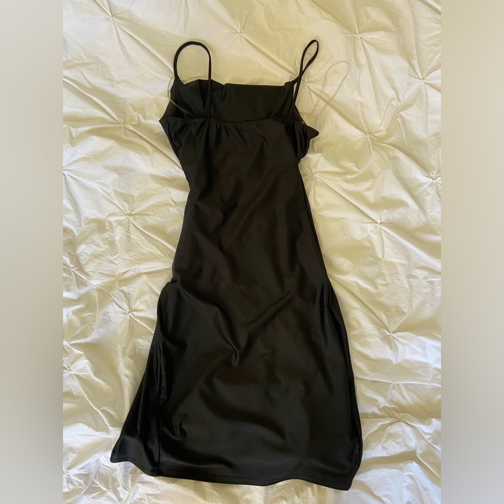Windsor medium black satin wrap cocktail dress - Picture 3 of 5